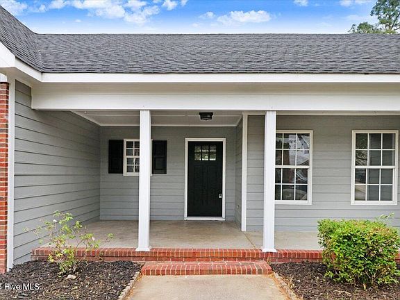 3rd image of 612 Fairbluff Drive