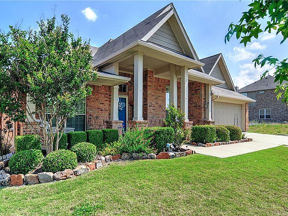 3rd image of 1308 Tidwell Ln