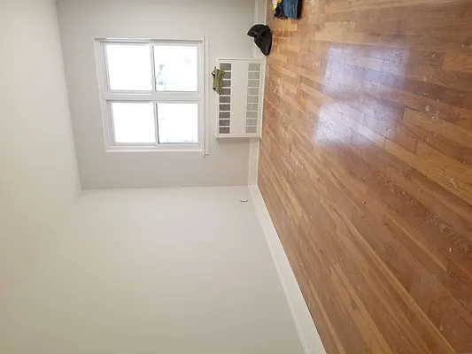 Rented by NYLA Realty | media 65