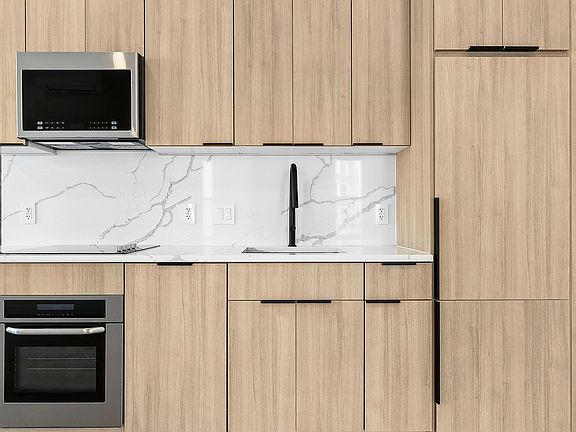 5th image of 92 Jefferson St #1A