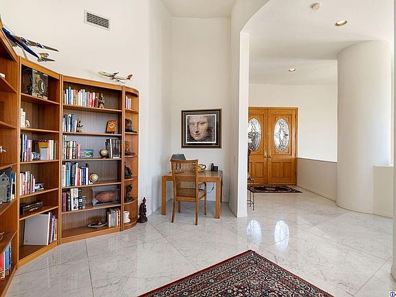 5th image of 3316 Barnes Cir