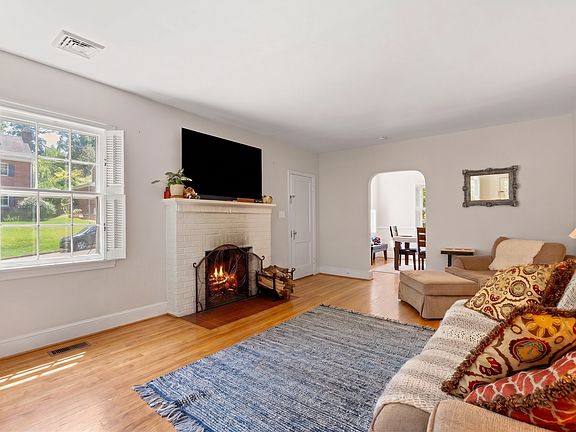 3rd image of 4501 18th St N
