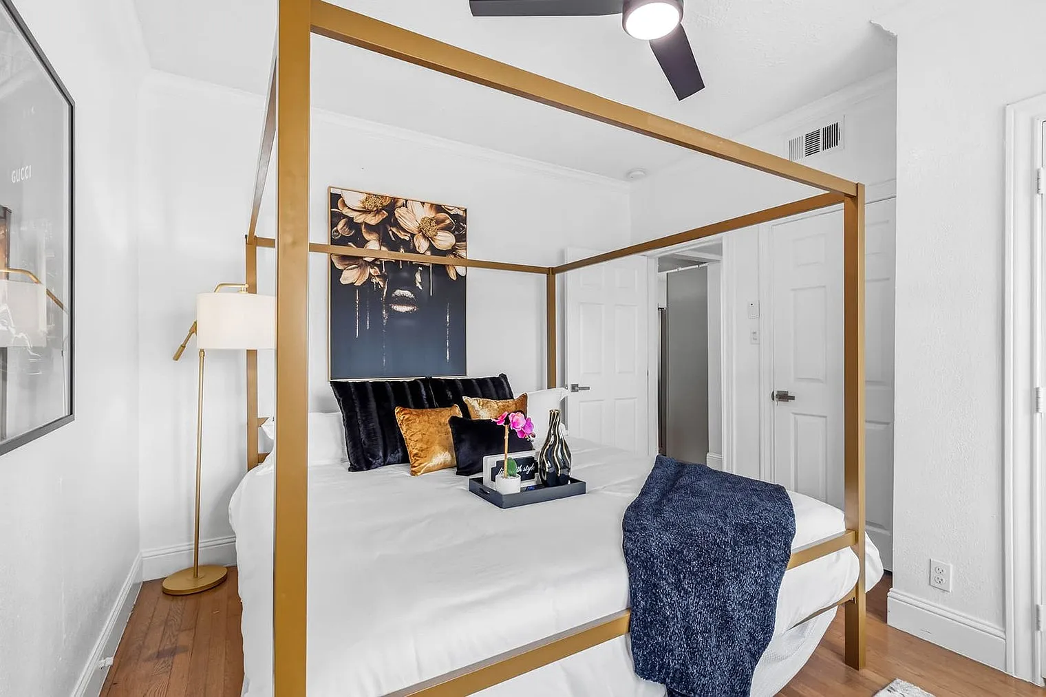 2 bed, 2.0 bath, 1194 sqft, $4,625 — Photo 4