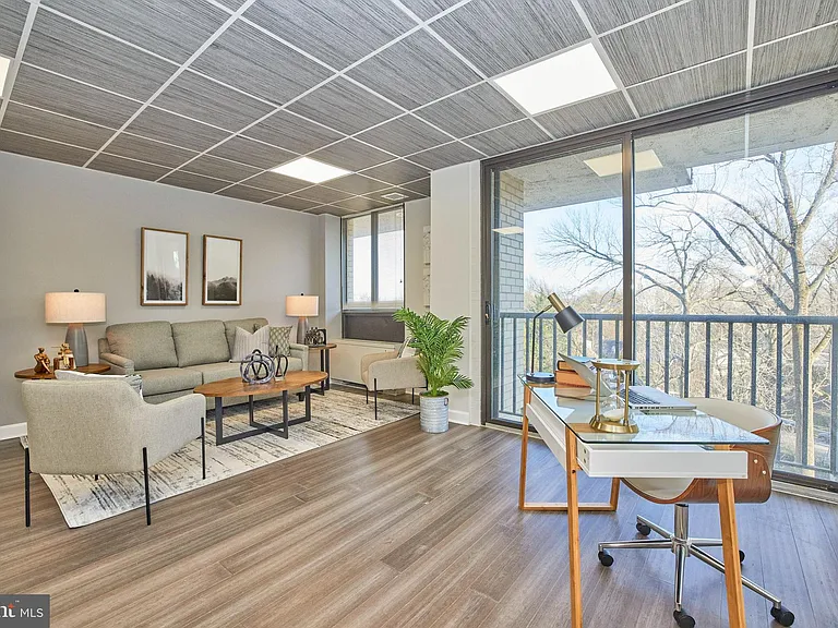 4242 E West Hwy #308 — Photo 16