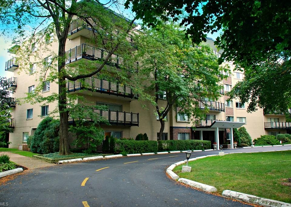 1st image of 255 N Portage Path APT 501