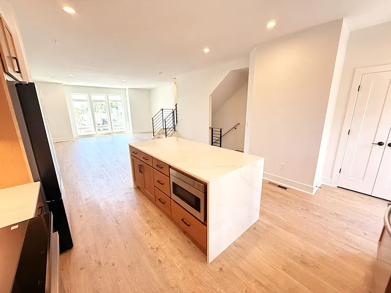 33 Lower Service Ct NW — Photo 17
