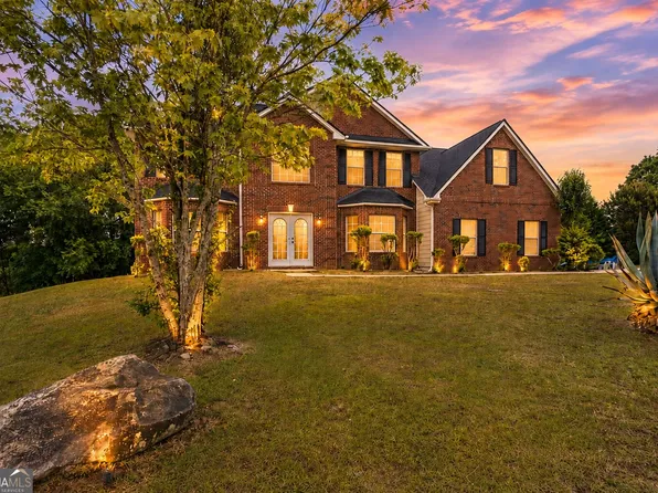 1592 Rogers Crossing Dr, Lithonia, GA 30058