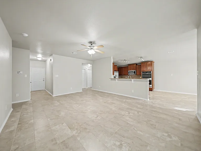 5405 Rimes Ct — Photo 8