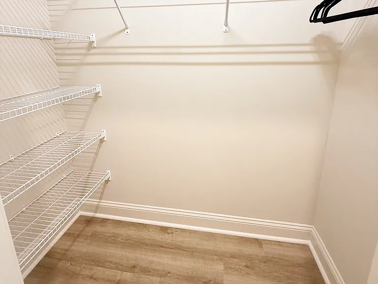 81 Delray Dr #2-B — Photo 14