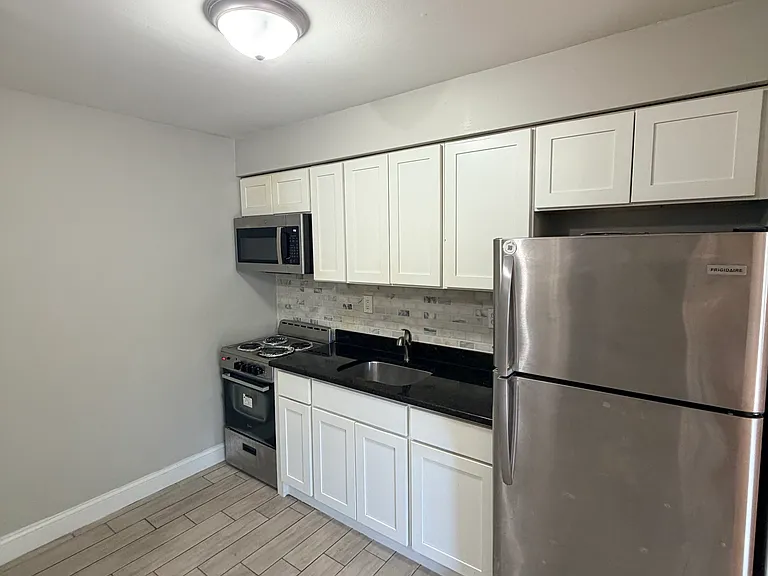 156 Bull Hill Ln #2B — Photo 1