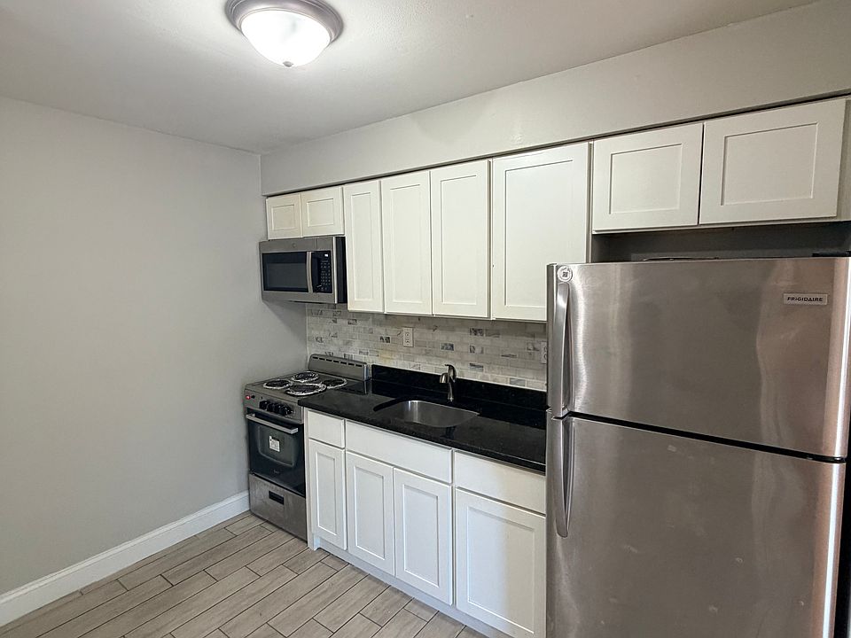 1st image of 156 Bull Hill Ln #2B