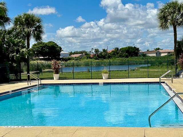 1st image of 1530 W Meadows Circle #1530