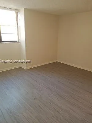 10425 SW 112th Ave #211 — Photo 8