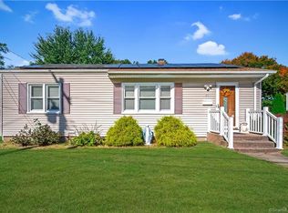 60 Twin Brook Rd, Hamden, CT 06514