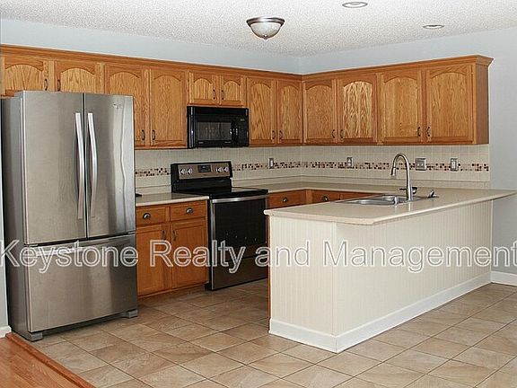 4th image of 3826 Angelise Ln