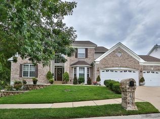 16170 Clayton Hollow Ln, Chesterfield, MO 63005