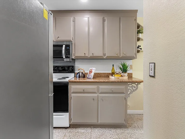 31131 Alvarado Niles Rd — Photo 14