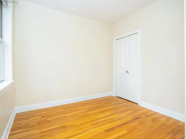 528 47th Street image 9 of 20