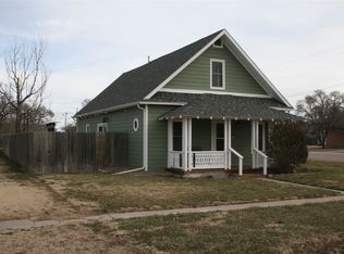 210 S Wooten St, Sublette, KS 67877