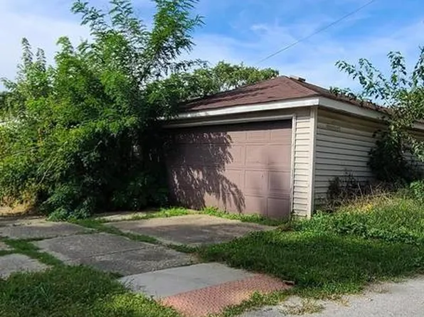14447 University Ave, Dolton, IL 60419