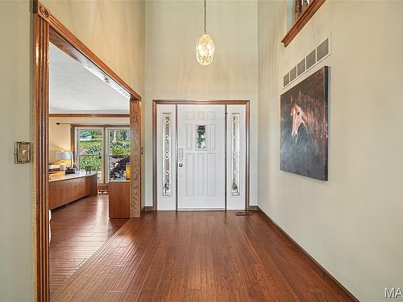 4th image of 1553 Ridge Rd