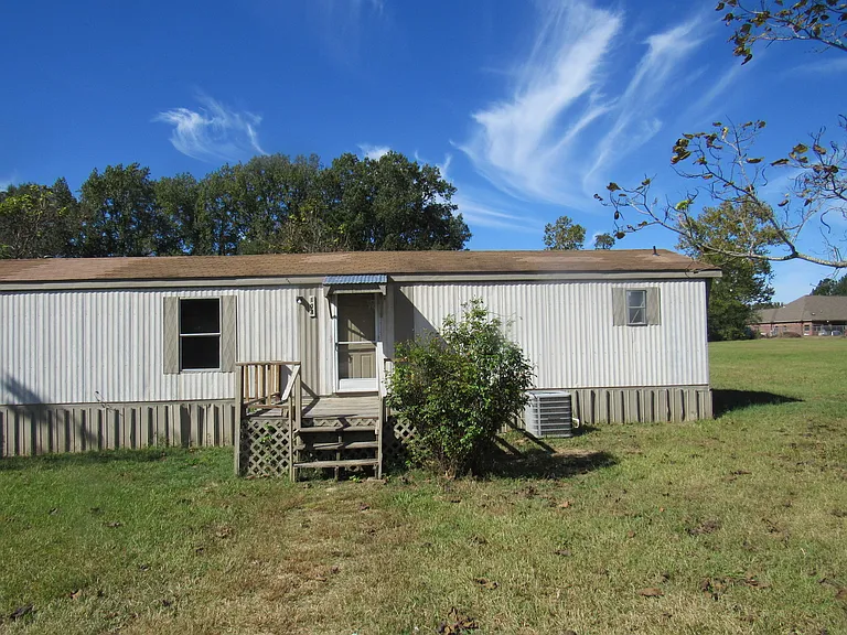 104 Herald Pl — Photo 2