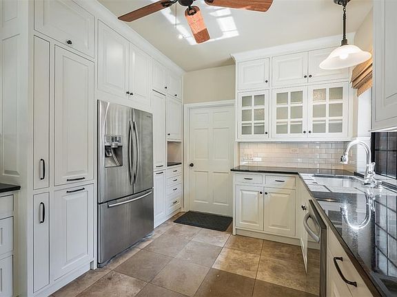 2nd image of 2705 Chadbourne Dr