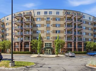 273 Cambridge Rd APT 508, Woburn, MA 01801
