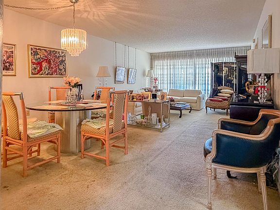 3rd image of 3930 Inverrary Boulevard #304-d