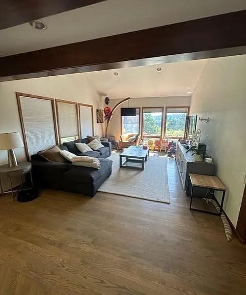 11128 NE 37th Ct — Photo 8