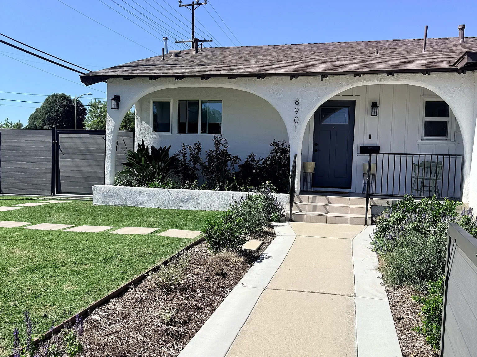 Swinton Ave, North Hills — Photo 1