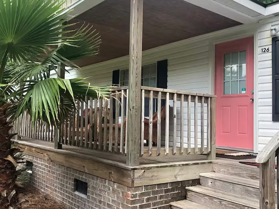 126 Sherry St