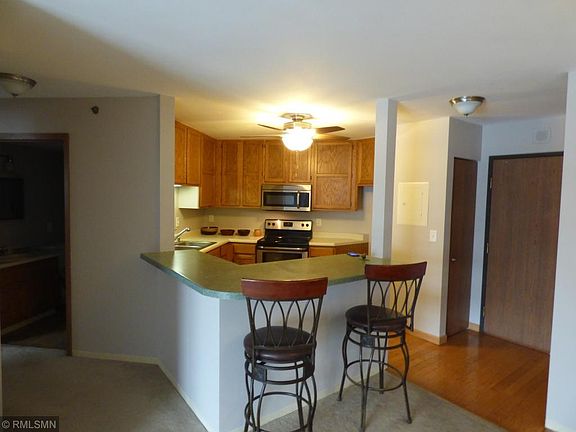 2nd image of 6500 Woodlake Dr