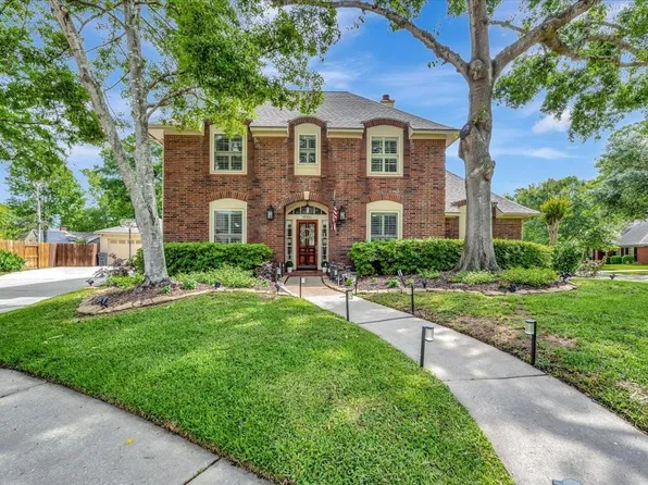 15211 Redwood Run Ct, Houston, TX 77062