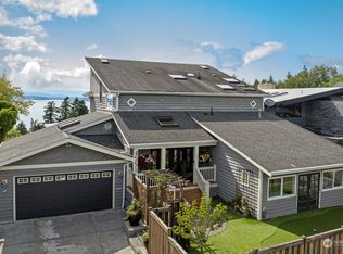 4551 51st Pl SW, Seattle, WA 98116