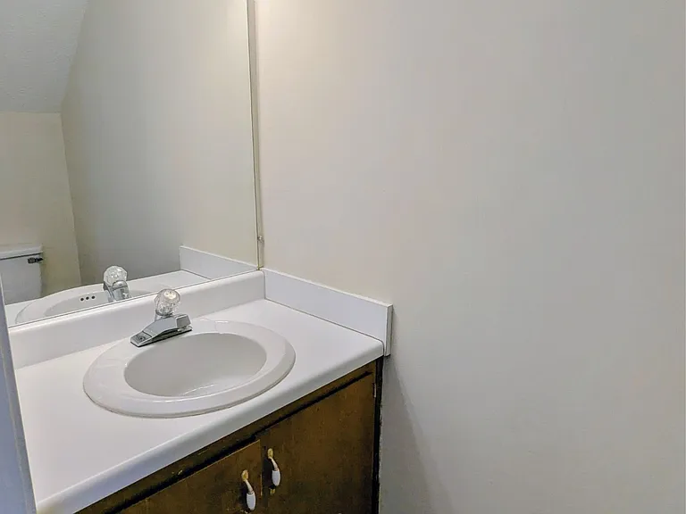 1030 Brookview Dr #21C — Photo 12