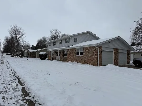 2804 Mineral Point Ave, Janesville, WI 53548