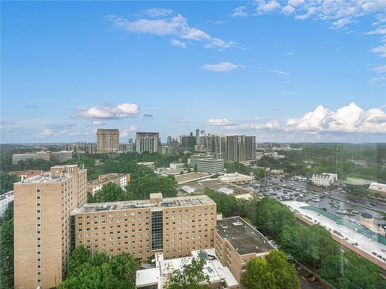 2870 Pharr Court South NW #NW-2602-2602 — Photo 40