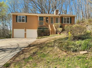 353 Gold Creek Trl, Hiram, GA 30141