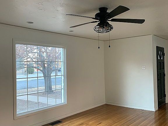 4th image of 1503 S Fannin St