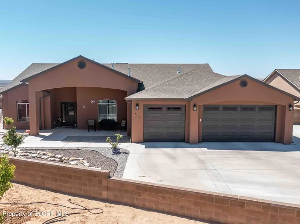 4717 Barcelona Ct, Farmington, NM 87401