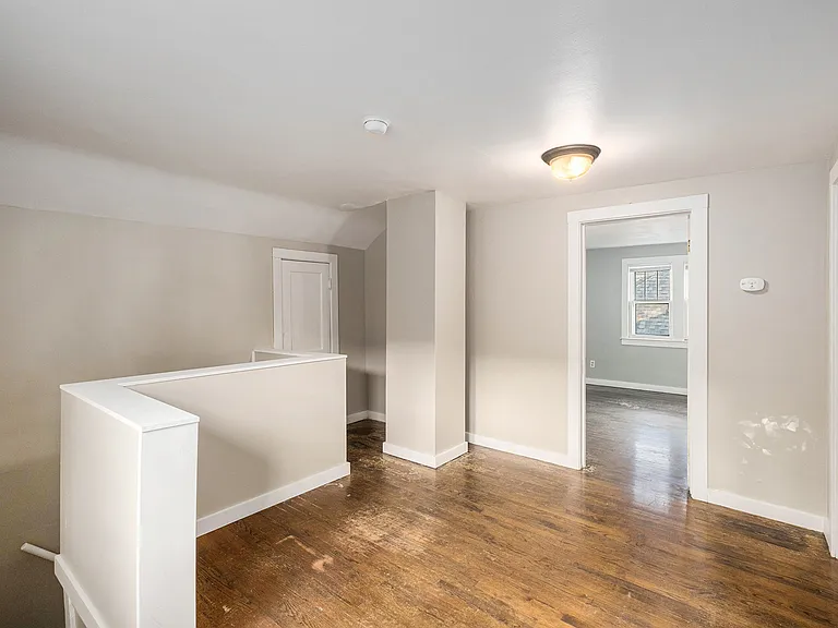 346 Quimby St NE — Photo 9