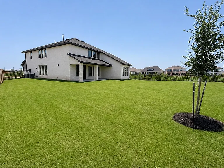 31546 Meadow Place Ln — Photo 26