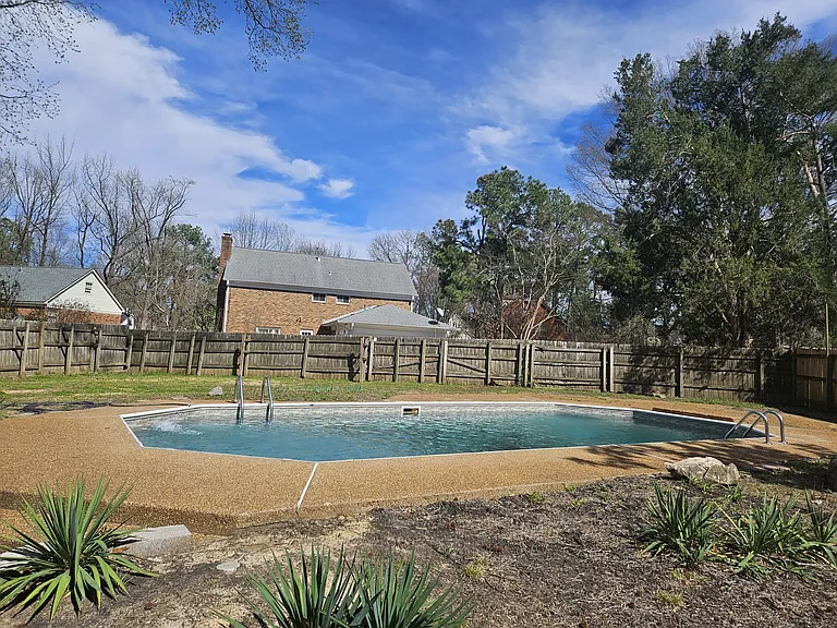 2674 Breenwood Ln — Photo 32