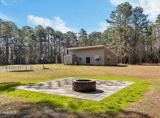 257 Crows Nest Rd, Beaufort, NC 28516