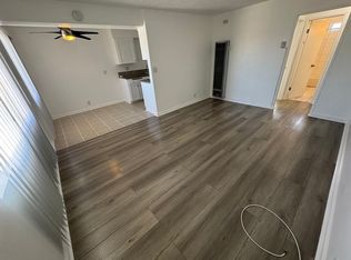 4023 W 141st St APT 11, Hawthorne, CA 90250