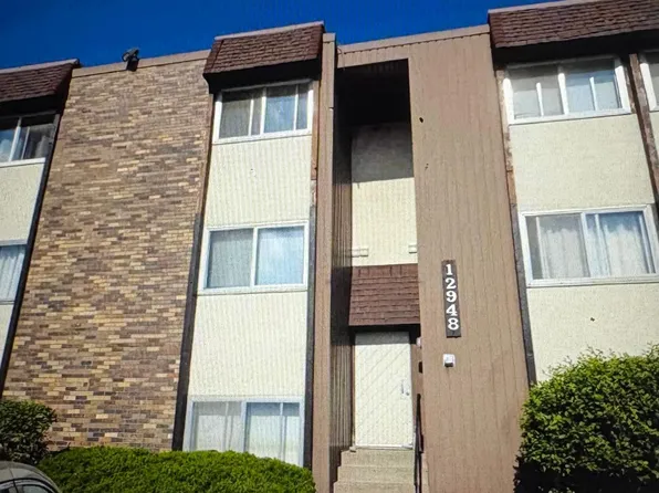 12948 Nicollet Ave APT 101, Burnsville, MN 55337