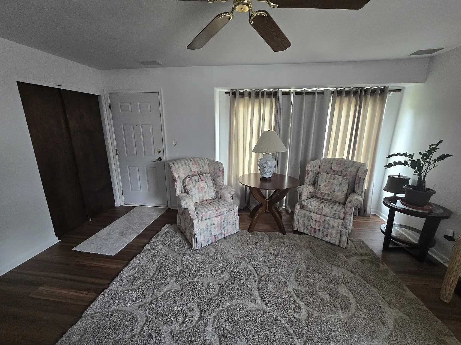 4 bed, 1.5 bath, 1532 sqft, $750 — Photo 4