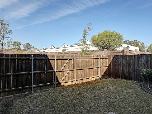 5th image of 2329 Cortellia St