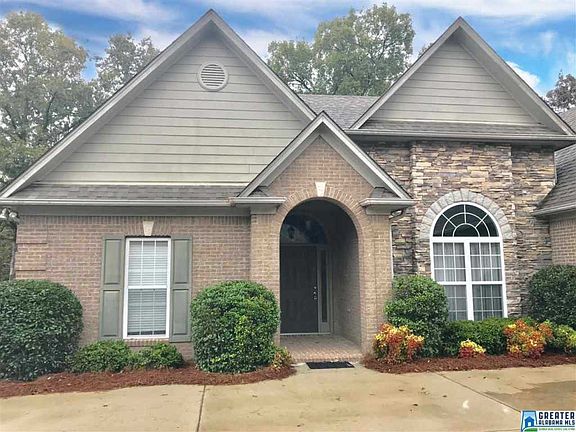 2nd image of 225 Park Lake Trce
